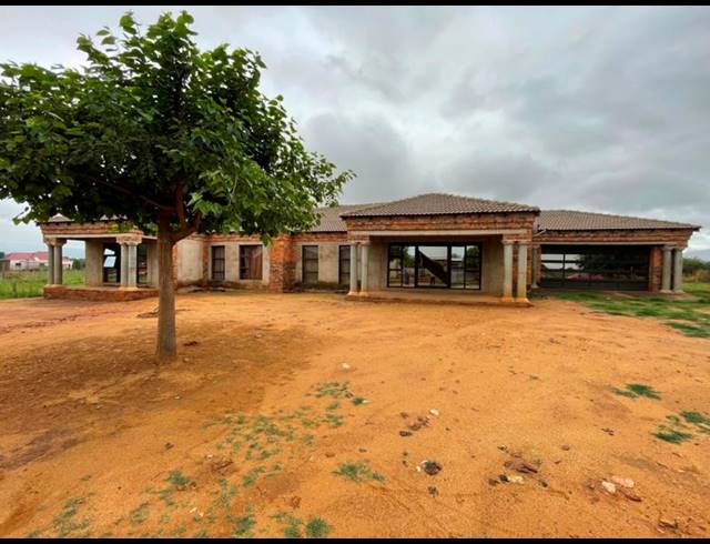 4 BEDROOM HOUSE FOR SALE IN MADIBA